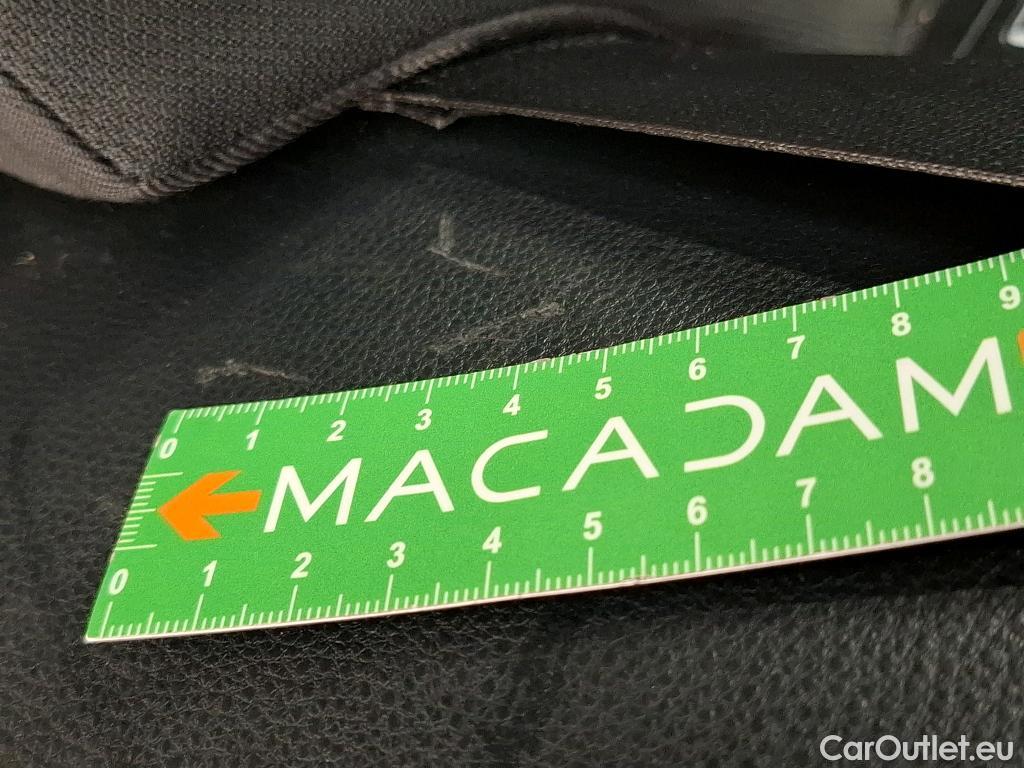  Toyota  Corolla TOYOTA  Touring Sports / 2018 / 5P / Break Hybride 122h Dynamic Business Beyond Zer #2