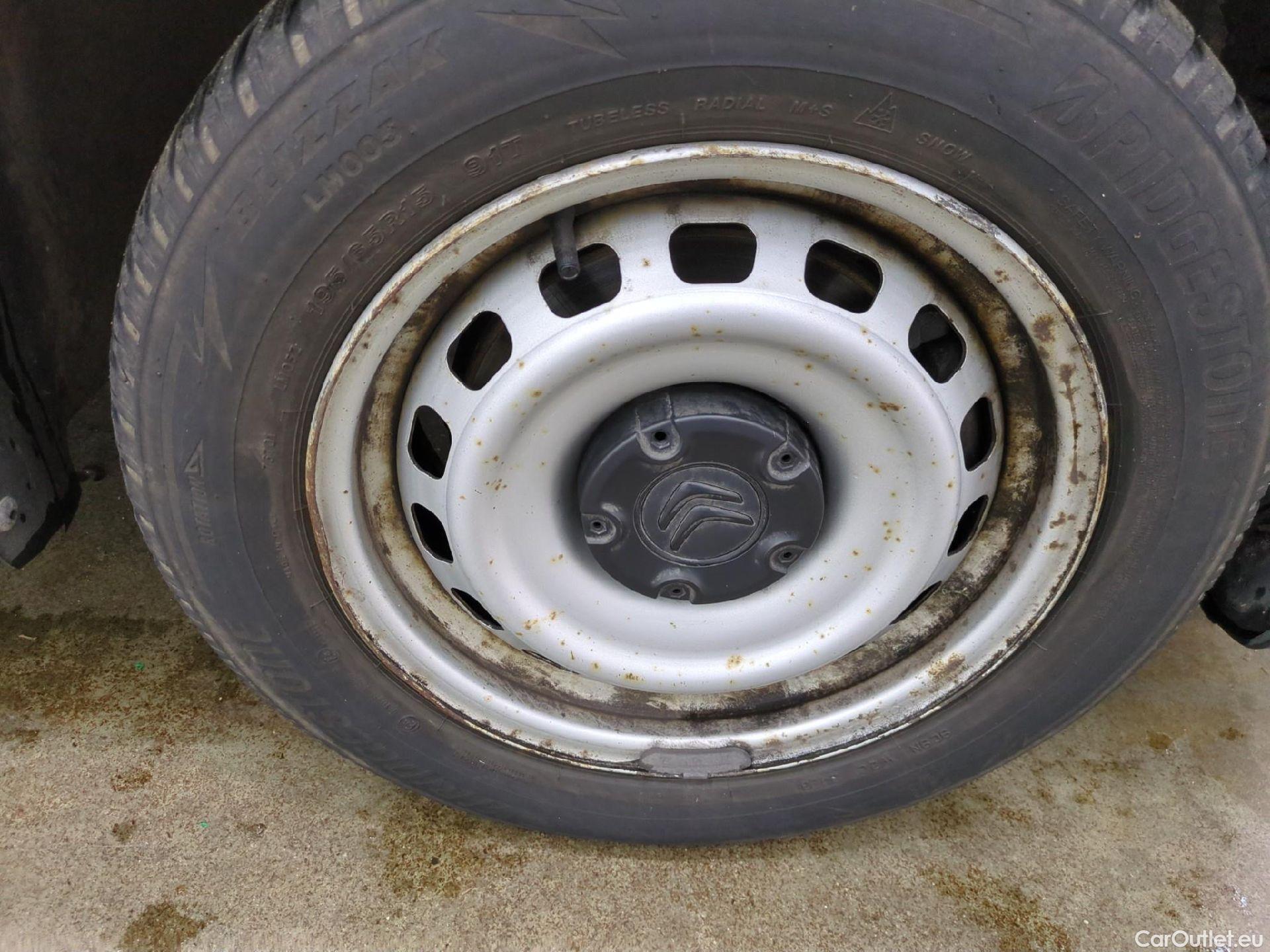  Citroen  Berlingo  Fourgon Club M 650 1.5 BlueHDi 75CV BVM5 E6dT #5