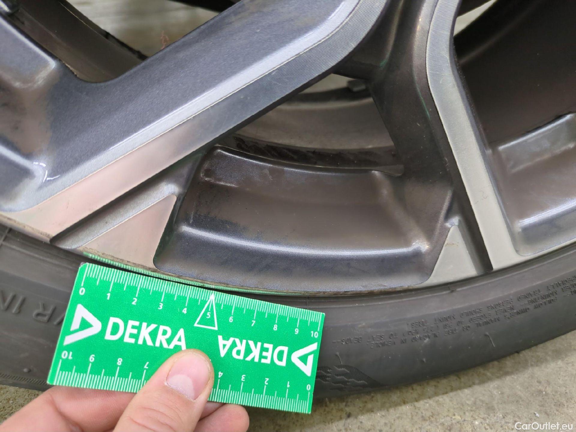  Bmw  X1 Série  sDrive 18 i xLine 1.5 135CV BVA7 E6d #20