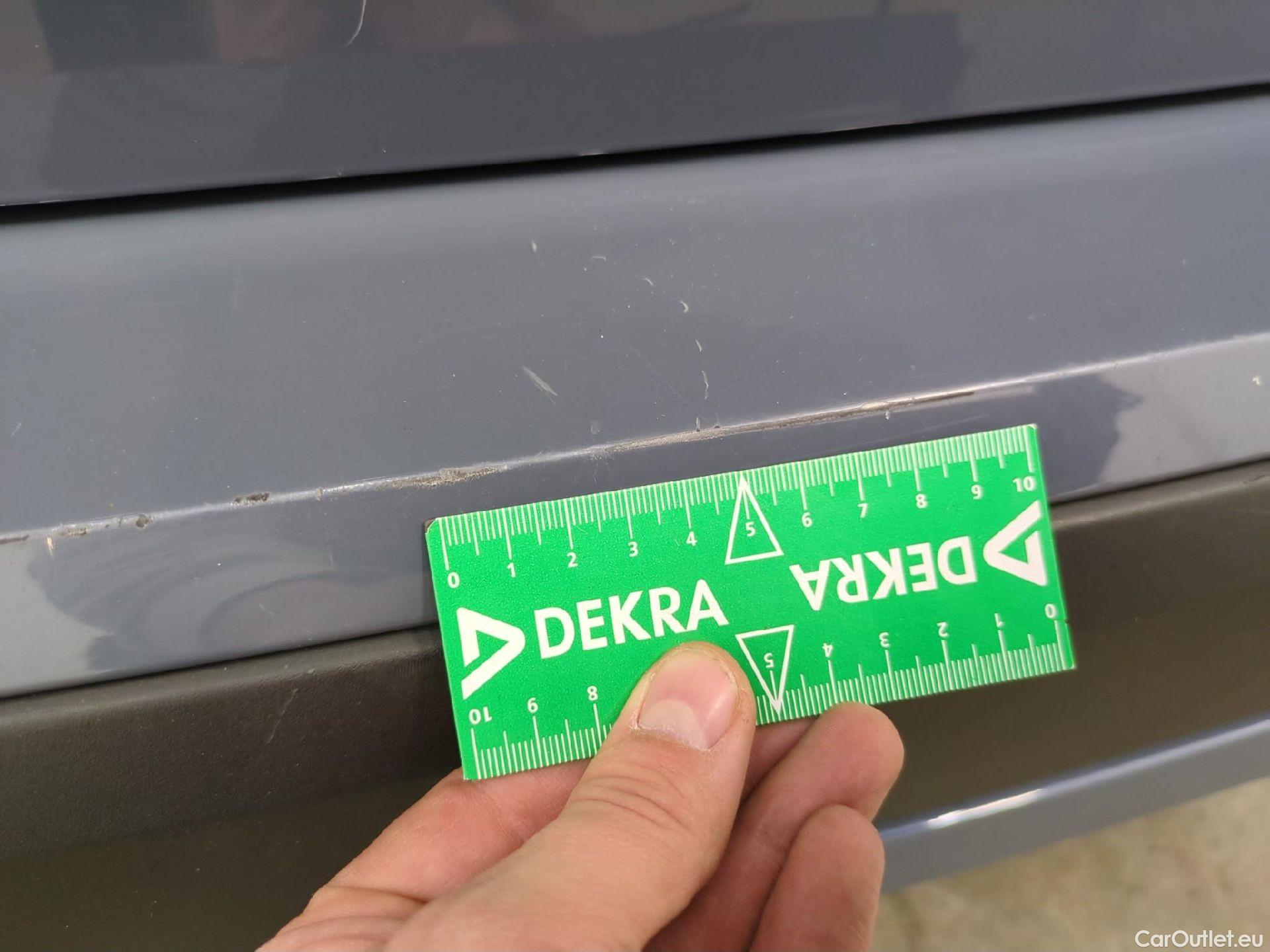  Bmw  X1 Série  sDrive 18 i xLine 1.5 135CV BVA7 E6d #41