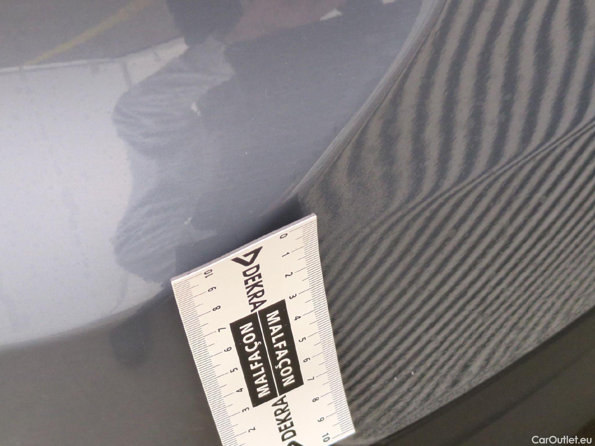  Bmw  X1 Série  sDrive 18 i xLine 1.5 135CV BVA7 E6d #40