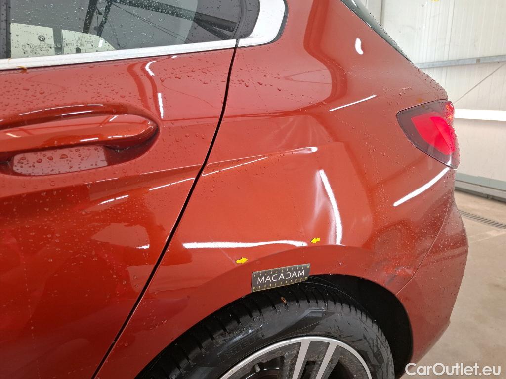  Bmw  Serie 1 BMW Série 1 / 2019 / 5P / Berline 1.5 116D DKG7 Business Design (Ex 668K) #2