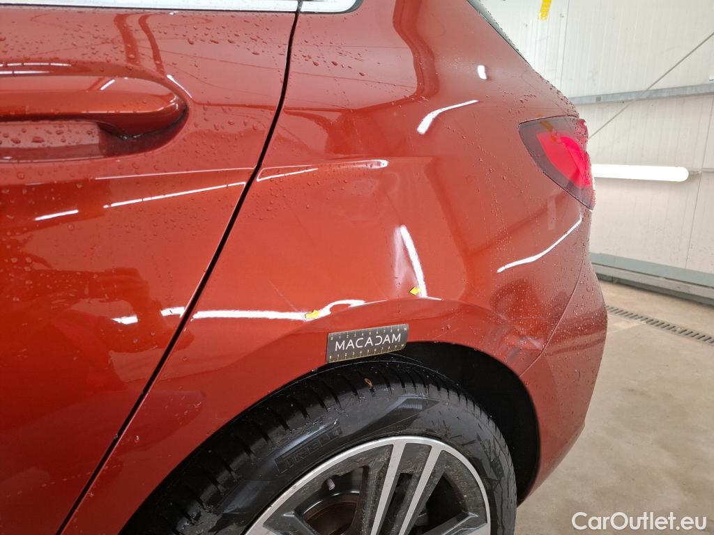  Bmw  Serie 1 BMW Série 1 / 2019 / 5P / Berline 1.5 116D DKG7 Business Design (Ex 668K) #3