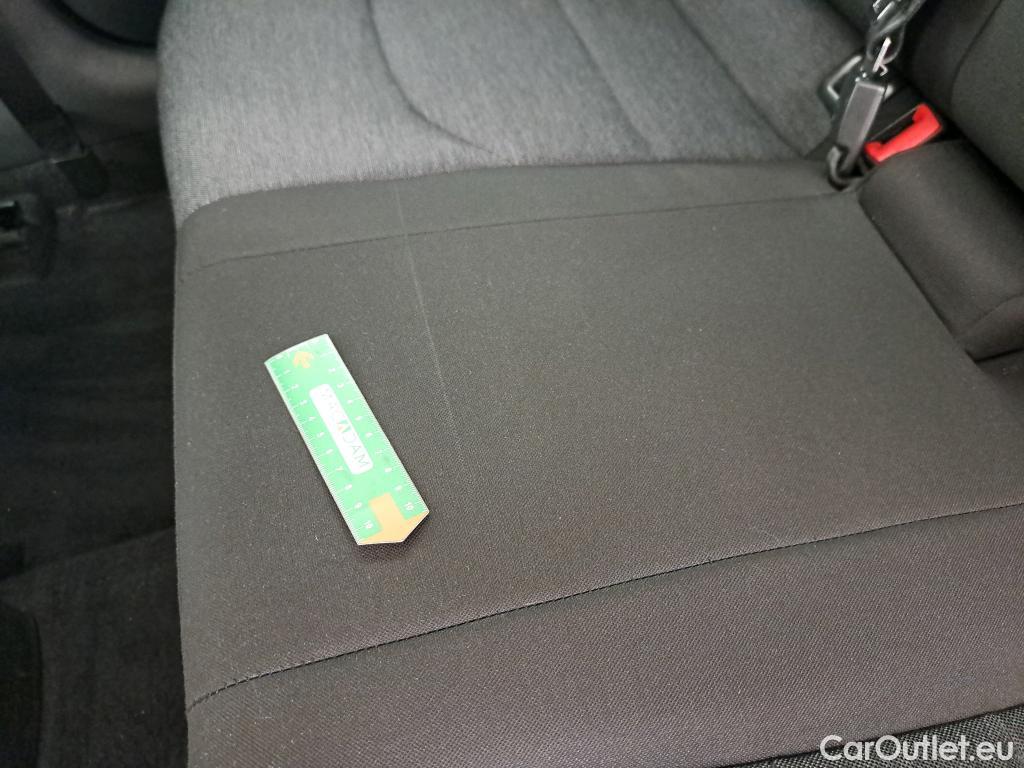  Hyundai  i30 HYUNDAI  / 2020 / 5P / Berline 1.0 T-GDI 120 DCT-7 MHEV CREATIVE #23