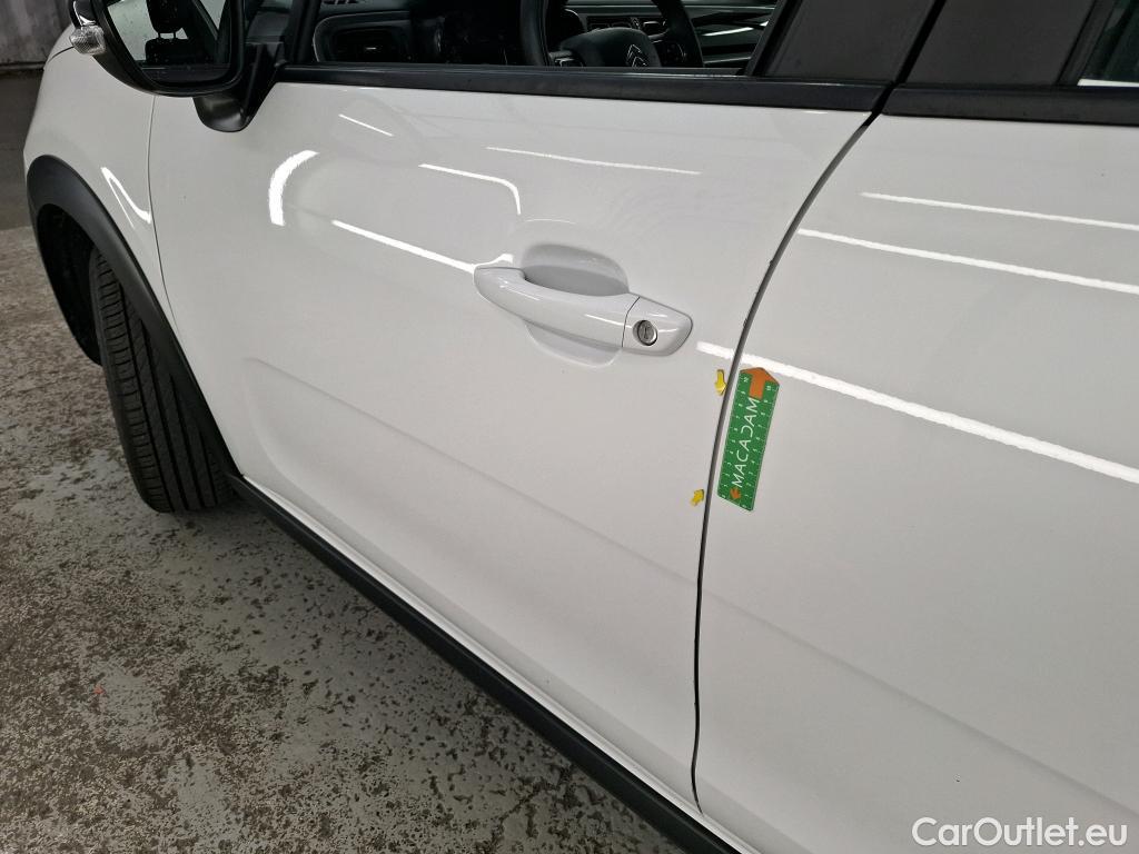  Citroen  C3  Société Feel 1.2 PureTech 80CV BVM5 E6d #1