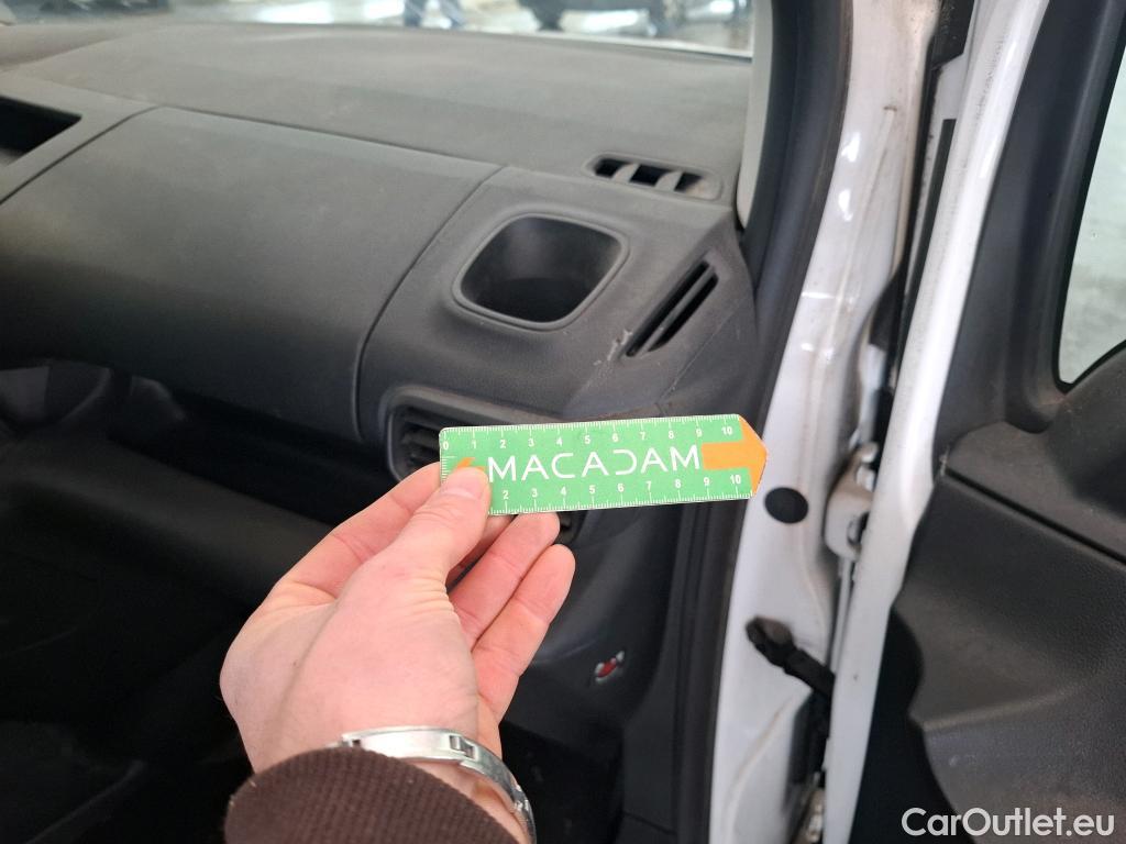  Citroen  Berlingo  Fourgon Driver M 1000 1.5 BlueHDi 100CV BVM5 E6dT #30