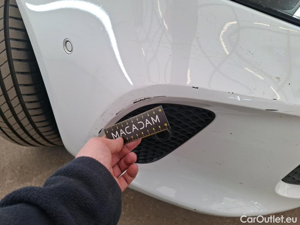  Mercedes  A-Klasse MERCEDES-BENZ Classe A Compact / 2018 / 5P / Berline A 180 d Business Line 8G-DCT #28