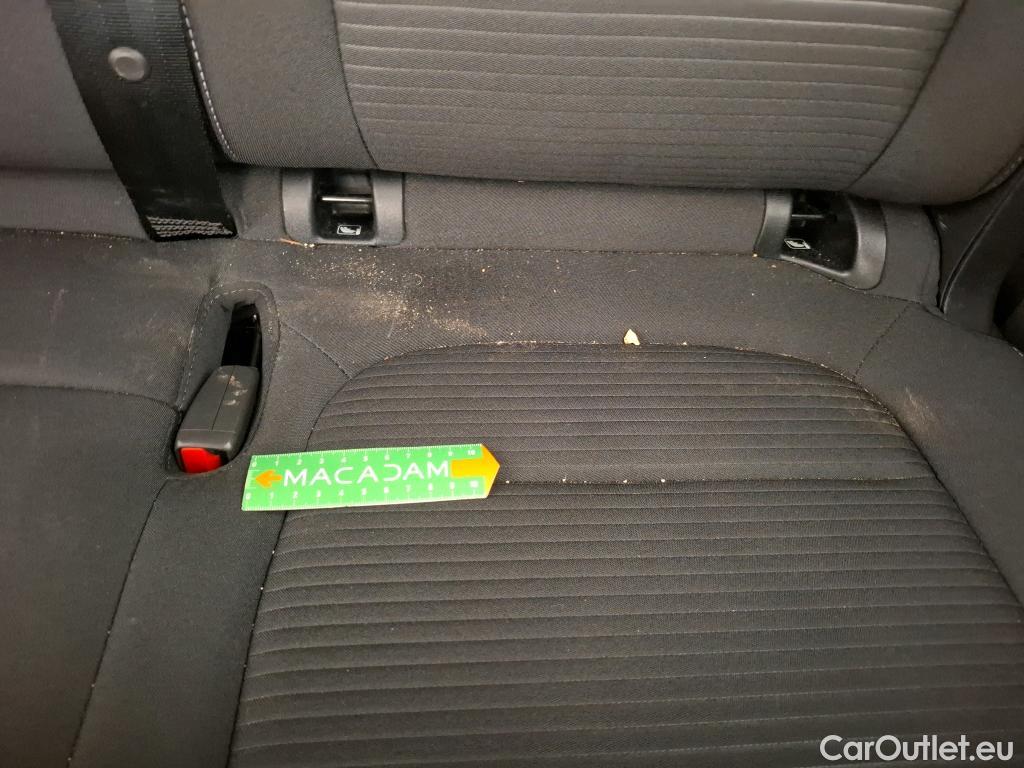  Ford  Kuga FORD  / 2019 / 5P / SUV 2.5 190 hybrid Flexifuel Pshift Titanium #17