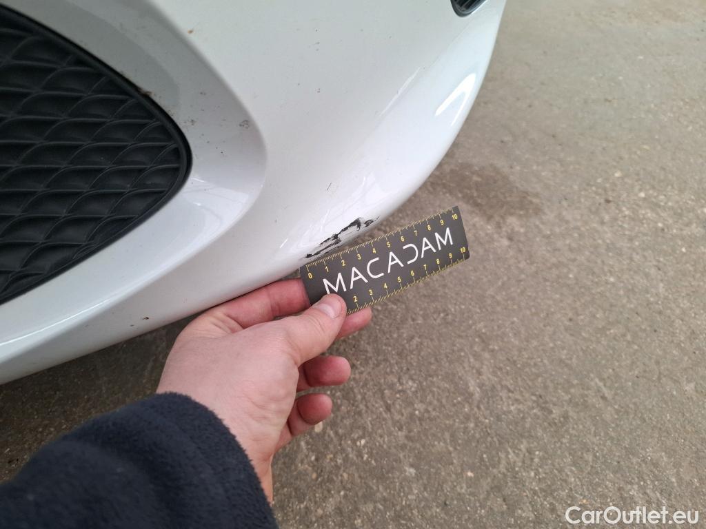  Mercedes  A-Klasse MERCEDES-BENZ Classe A Compact / 2018 / 5P / Berline A 180 d Business Line 8G-DCT #36