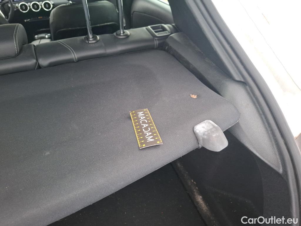  Mercedes  A-Klasse MERCEDES-BENZ Classe A Compact / 2018 / 5P / Berline A 180 d Business Line 8G-DCT #21