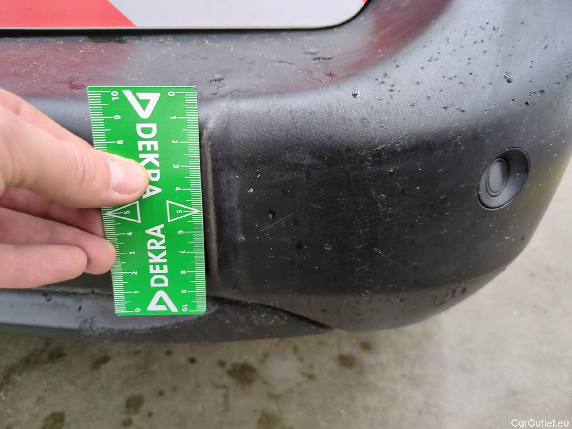  Citroen  Berlingo  Fourgon Club M 650 1.5 BlueHDi 75CV BVM5 E6dT #32