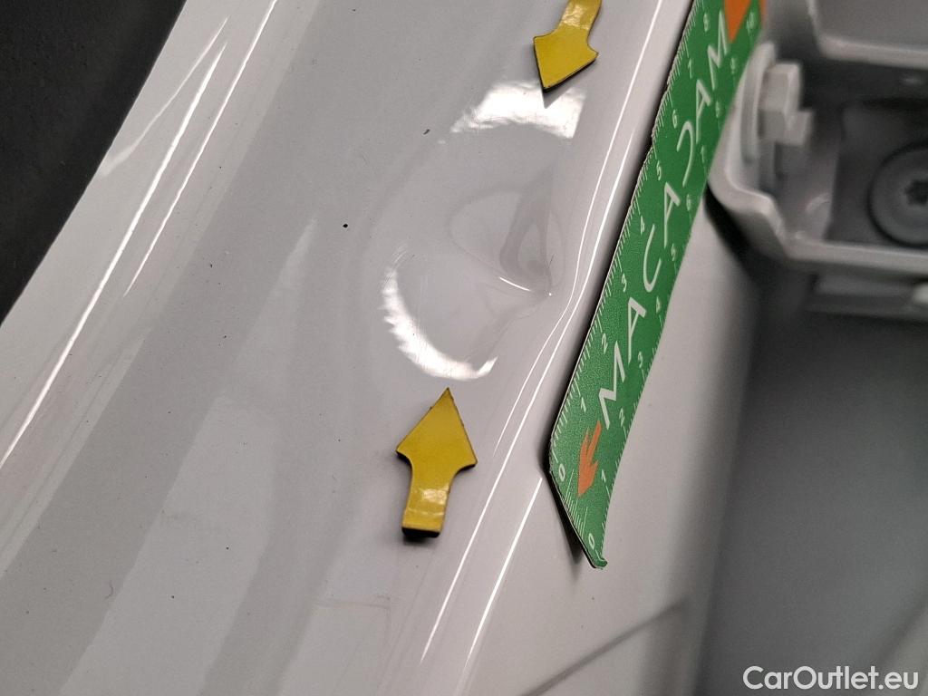  Citroen  C3  Société Feel 1.2 PureTech 80CV BVM5 E6d #12