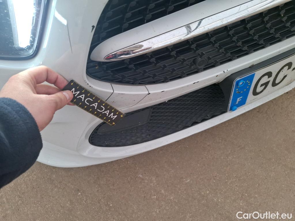  Mercedes  A-Klasse MERCEDES-BENZ Classe A Compact / 2018 / 5P / Berline A 180 d Business Line 8G-DCT #31