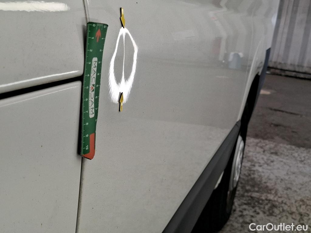  Citroen  Jumper CITROEN  4p Combi 30 L1H1 BlueHDi 110 BVM6 Attraction #18