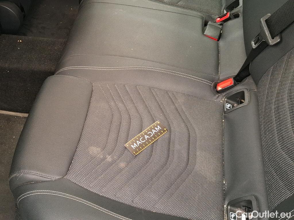  Mercedes  A-Klasse MERCEDES-BENZ Classe A Compact / 2018 / 5P / Berline A 180 d Business Line 8G-DCT #52