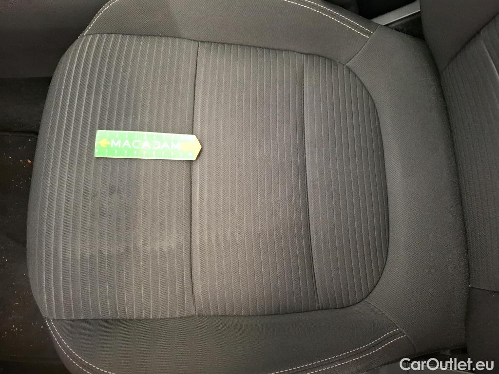  Ford  Kuga FORD  / 2019 / 5P / SUV 2.5 190 hybrid Flexifuel Pshift Titanium #15