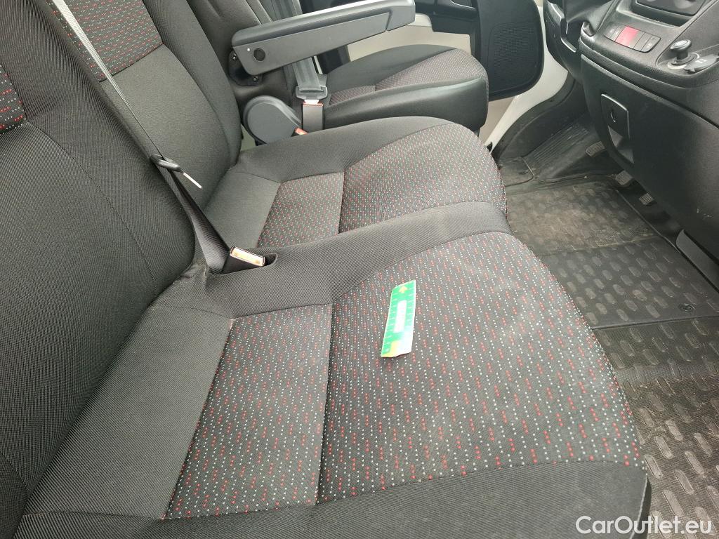  Citroen  Jumper CITROEN  4p Combi 30 L1H1 BlueHDi 110 BVM6 Attraction #19