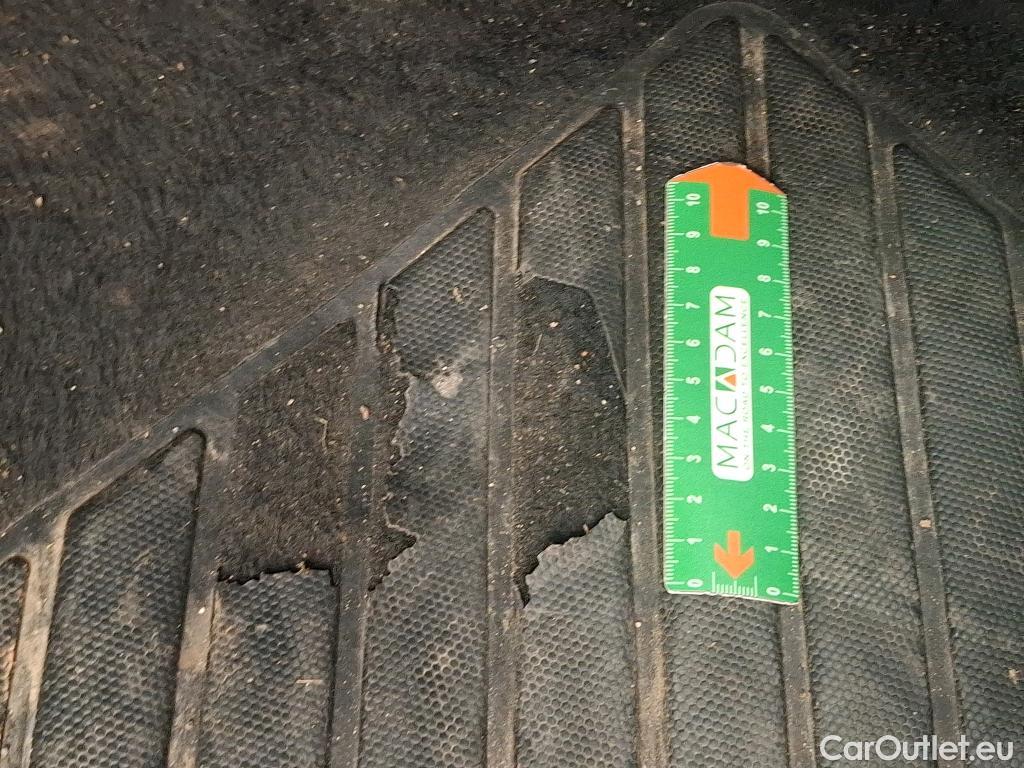  Peugeot  5008  Active Pack 1.2 PureTech 130CV BVA8 7 Sieges E6d #3