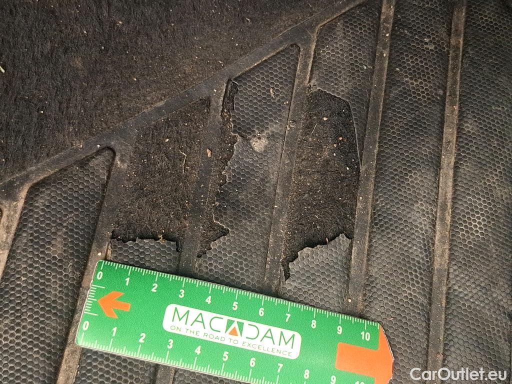  Peugeot  5008  Active Pack 1.2 PureTech 130CV BVA8 7 Sieges E6d #2