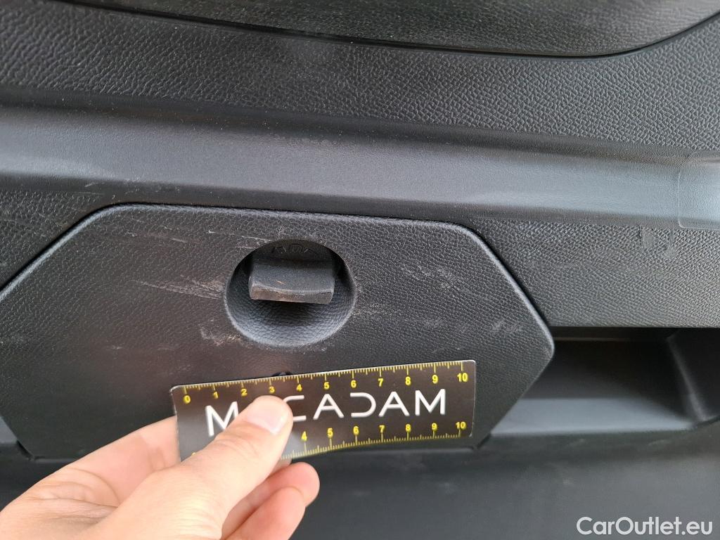  Peugeot  2008 PEUGEOT  / 2019 / 5P / Crossover 1.5 BLUEHDI 100 ALLURE BUSINESS (K020) #41