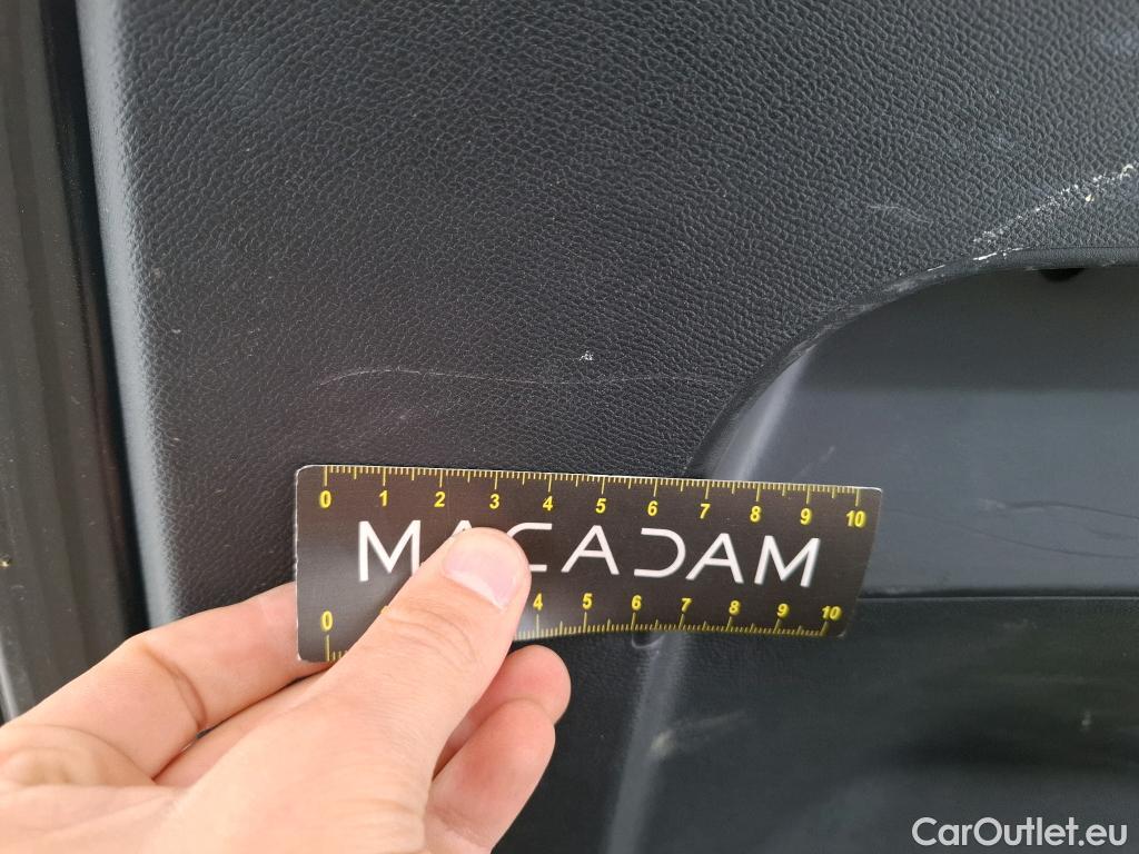  Peugeot  2008 PEUGEOT  / 2019 / 5P / Crossover 1.5 BLUEHDI 100 ALLURE BUSINESS (K020) #38