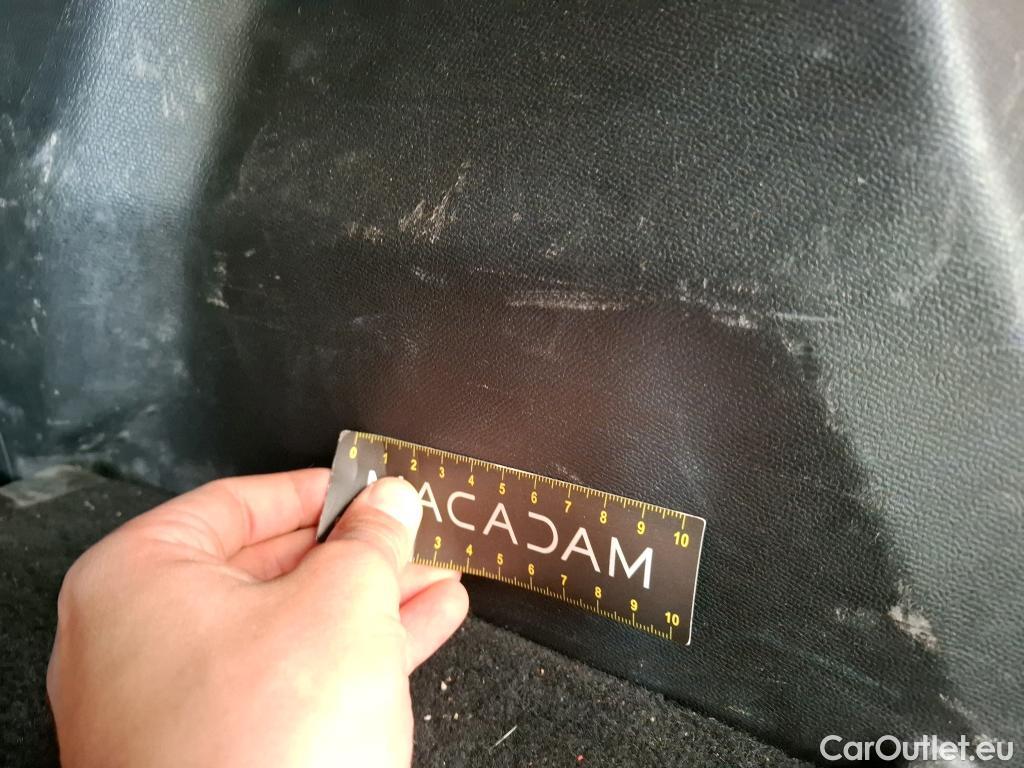  Peugeot  2008 PEUGEOT  / 2019 / 5P / Crossover 1.5 BLUEHDI 100 ALLURE BUSINESS (K020) #35