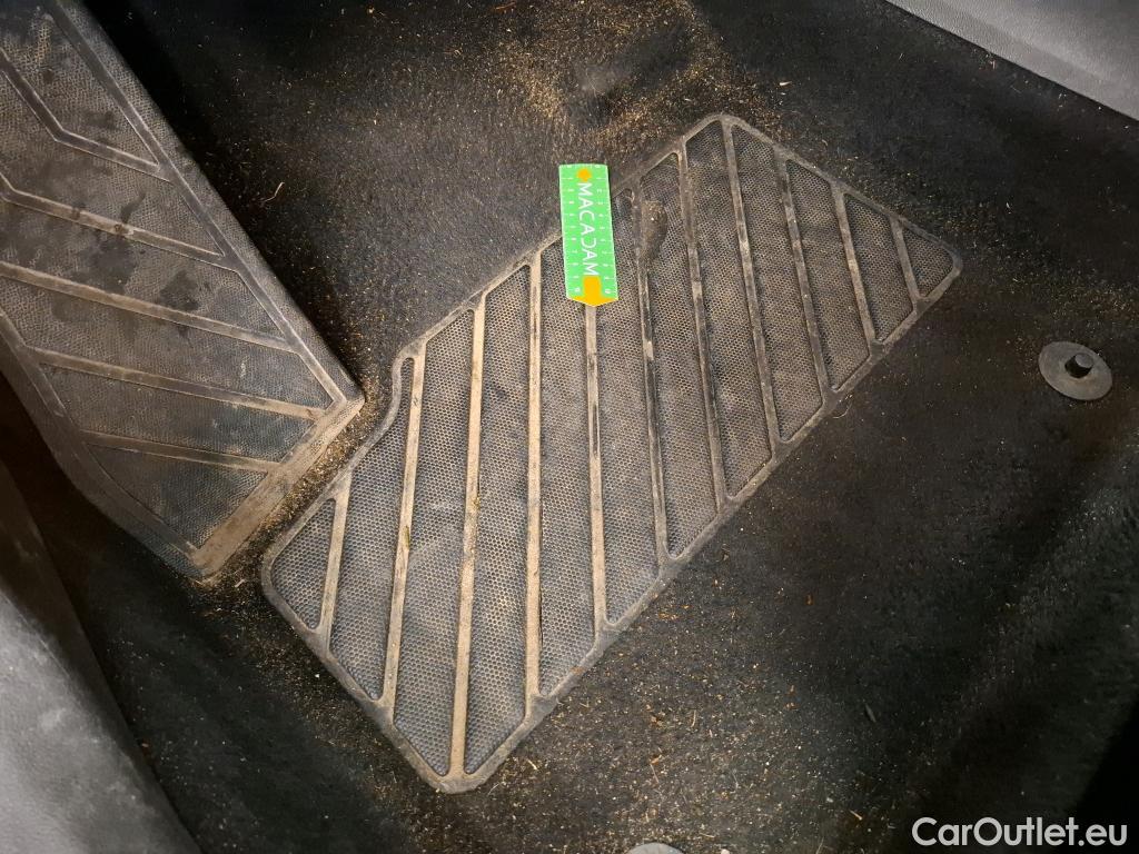  Opel   Grandland X OPEL  2017  5P  SUV 12 TURBO 130 EDITION BUSINESS AUTO #9