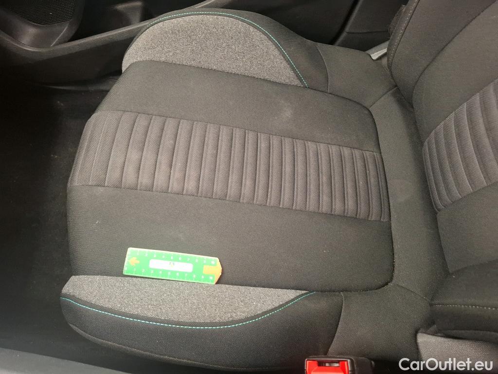  Peugeot  5008  Active Pack 1.2 PureTech 130CV BVA8 7 Sieges E6d #26