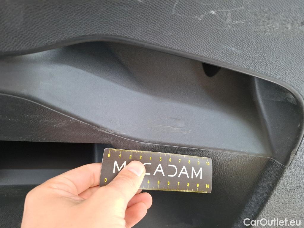  Peugeot  2008 PEUGEOT  / 2019 / 5P / Crossover 1.5 BLUEHDI 100 ALLURE BUSINESS (K020) #42