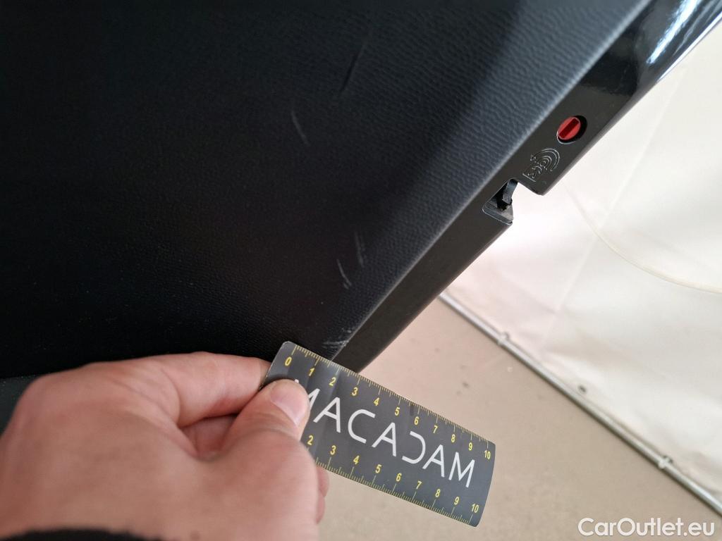  Peugeot  2008 PEUGEOT  / 2019 / 5P / Crossover 1.5 BLUEHDI 100 ALLURE BUSINESS (K020) #31