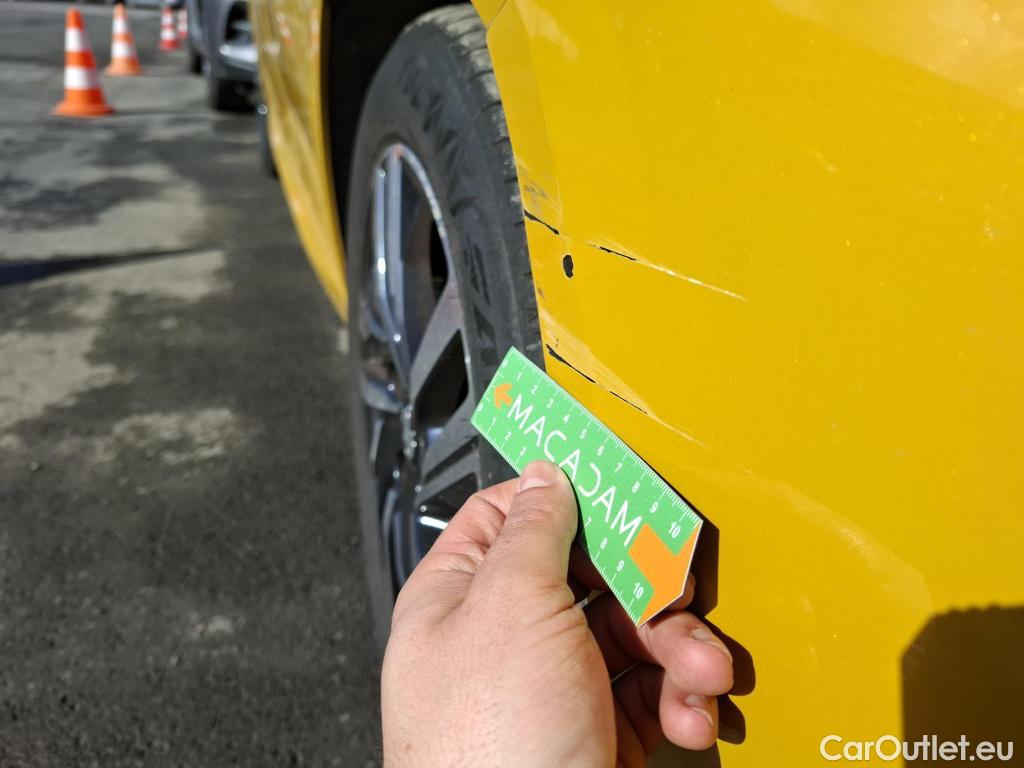  Peugeot  208  Allure Pack 1.2 PureTech 100CV BVA8 E6d #14