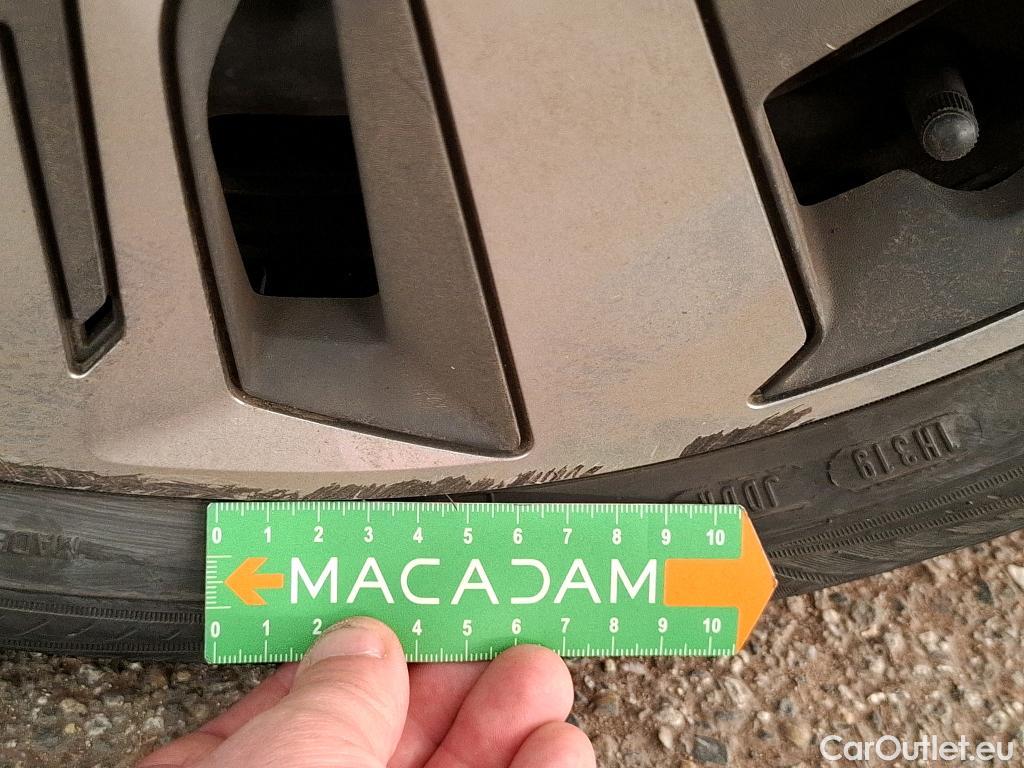  Peugeot  208  (e-) Active Business 50kWh BVA #25