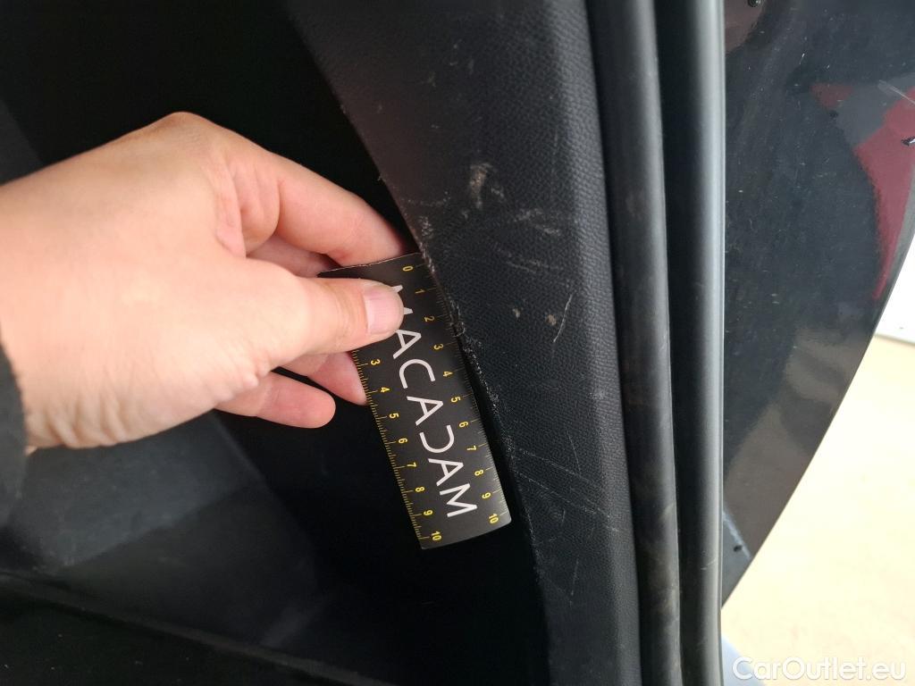  Peugeot  2008 PEUGEOT  / 2019 / 5P / Crossover 1.5 BLUEHDI 100 ALLURE BUSINESS (K020) #33