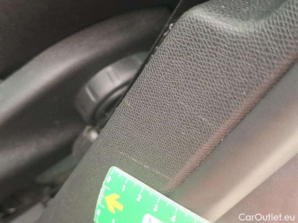  Peugeot  5008  Active Pack 1.2 PureTech 130CV BVA8 7 Sieges E6d #19