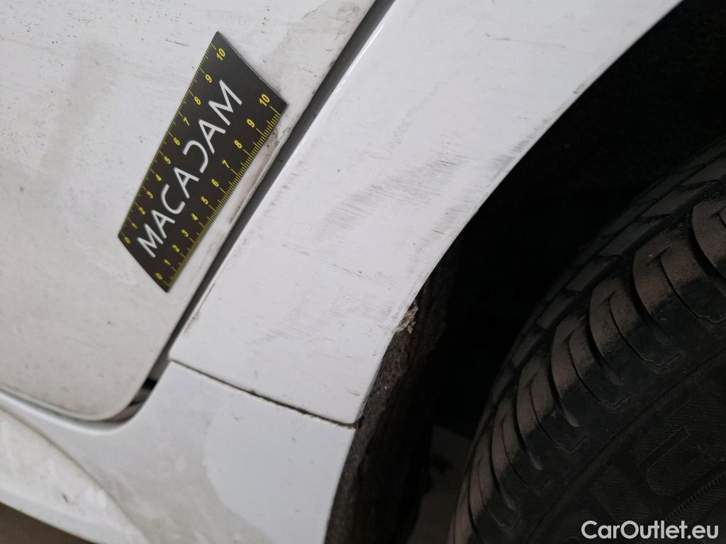  Toyota  Corolla TOYOTA  / 2018 / 5P / Berline Hybride 122h Dynamic Business Beyond Zer #54