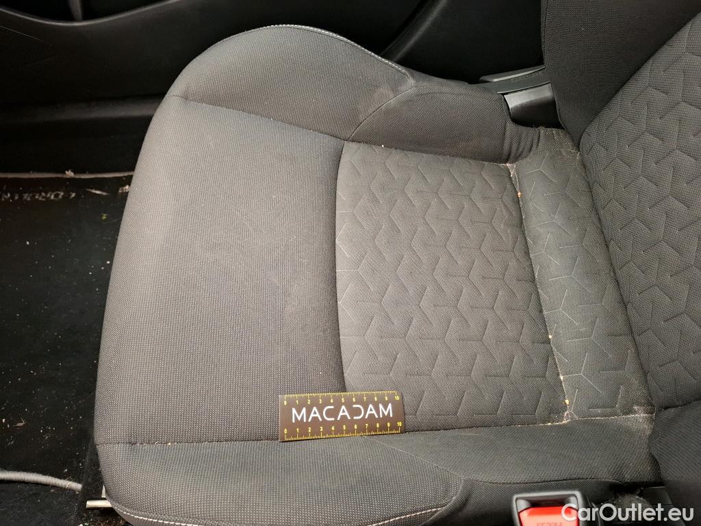  Toyota  Corolla TOYOTA  / 2018 / 5P / Berline Hybride 122h Dynamic Business Beyond Zer #47