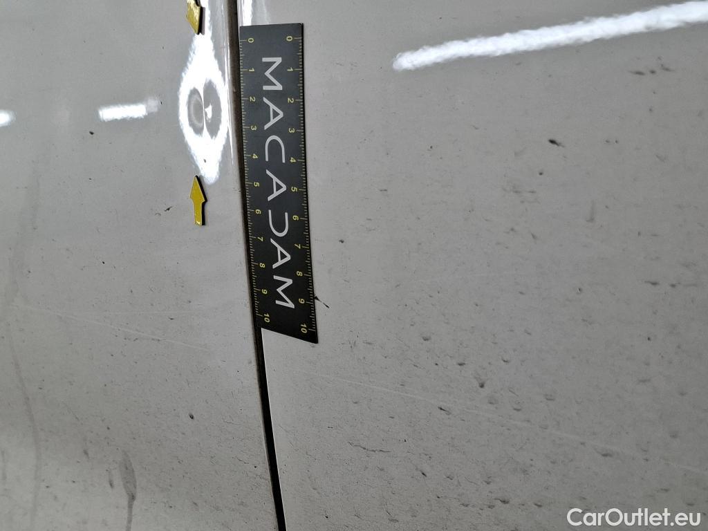  Toyota  Corolla TOYOTA  / 2018 / 5P / Berline Hybride 122h Dynamic Business Beyond Zer #4