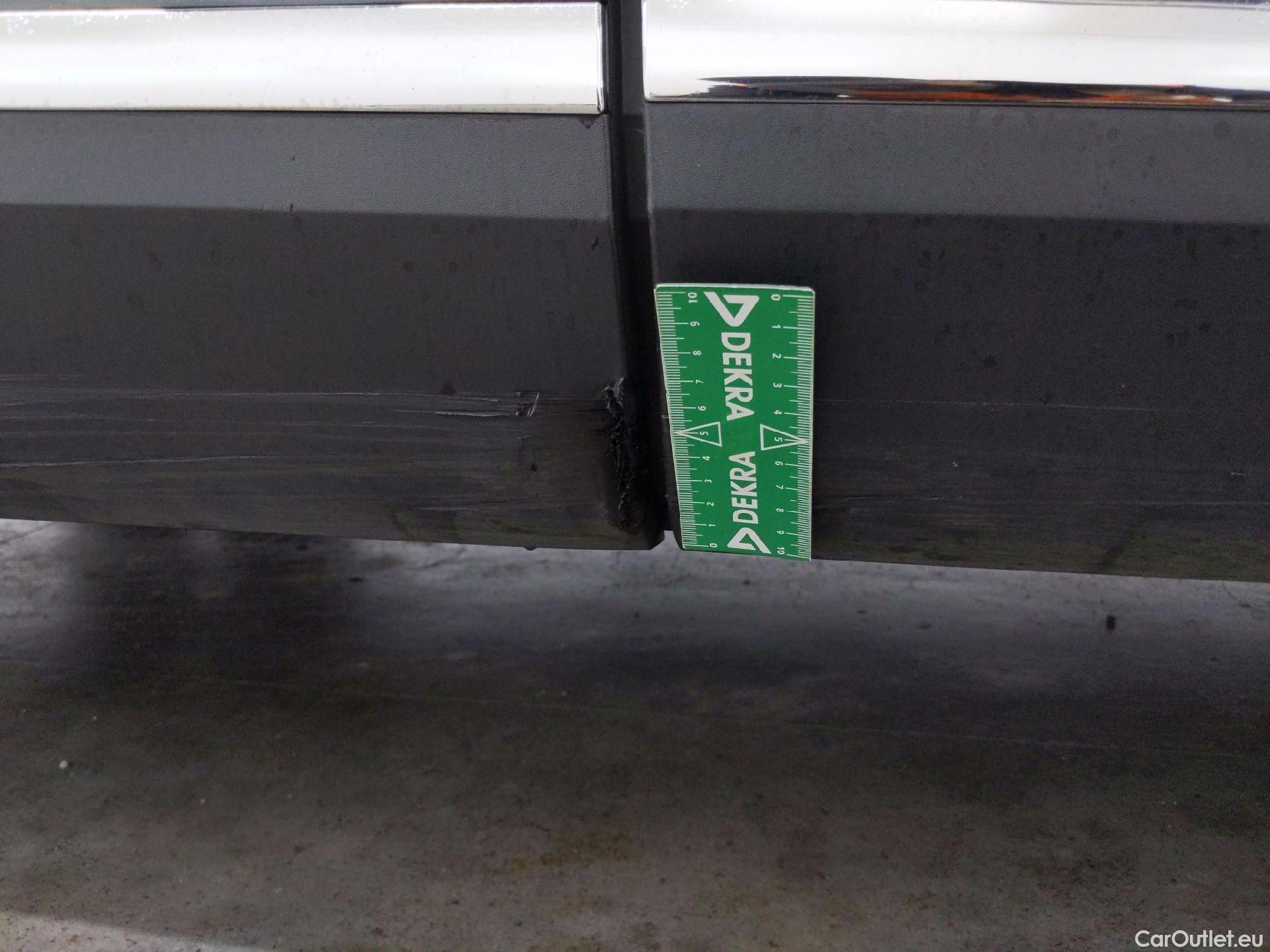  Renault  Captur  II Business 1.5 dCi 115CV BVA7 E6dT #24