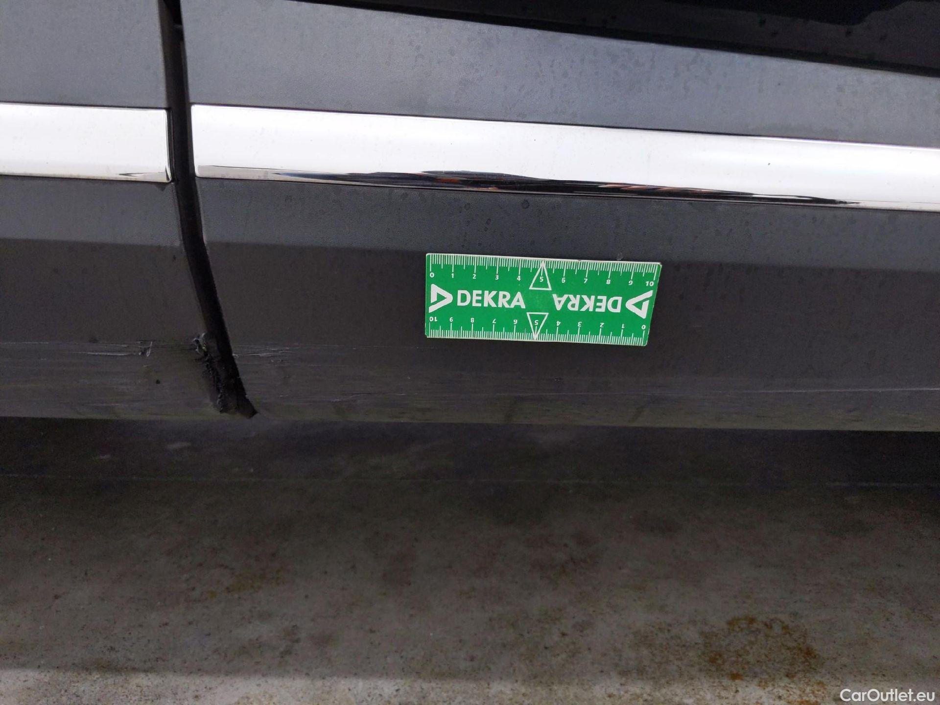  Renault  Captur  II Business 1.5 dCi 115CV BVA7 E6dT #25