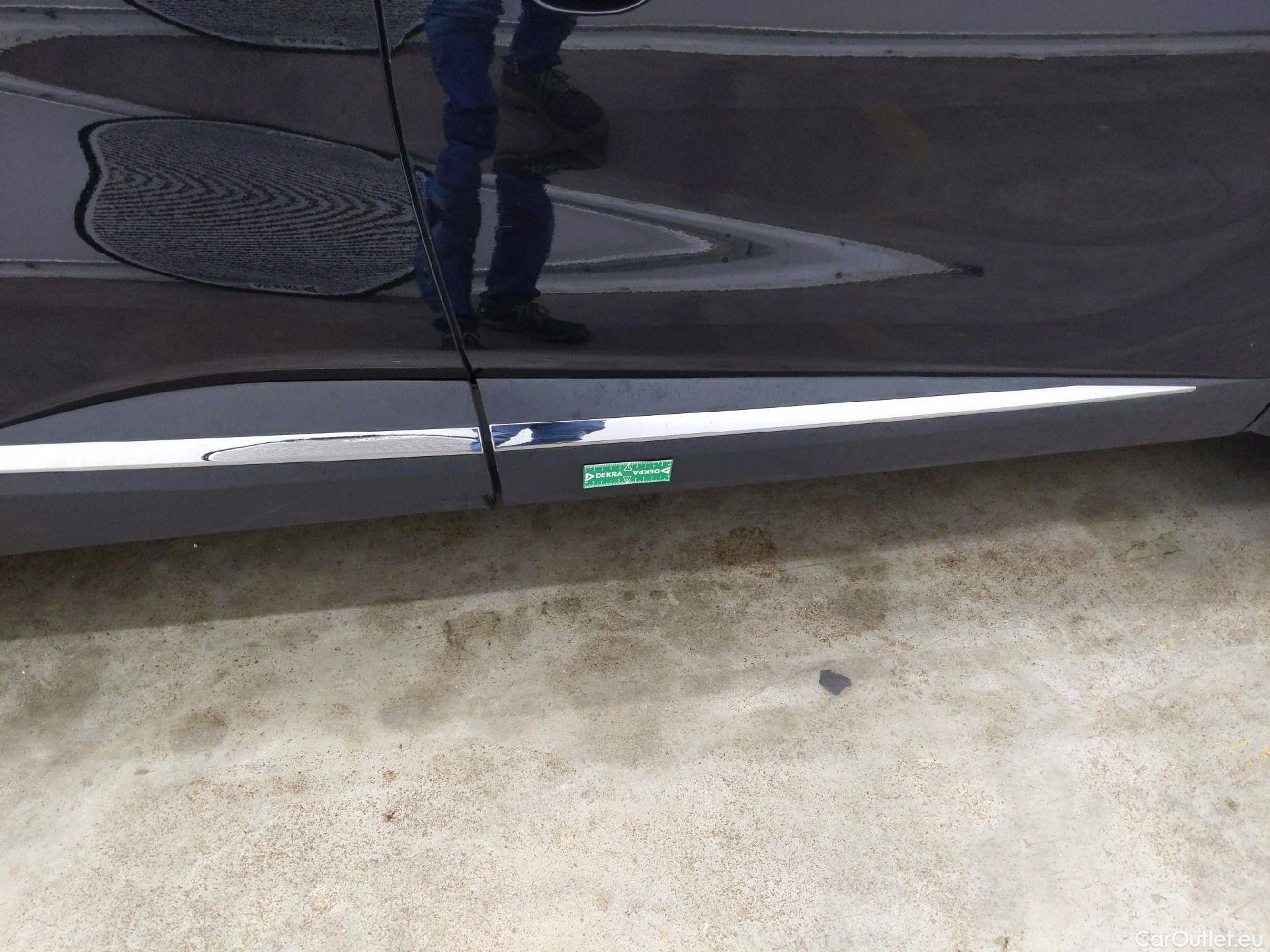  Renault  Captur  II Business 1.5 dCi 115CV BVA7 E6dT #26