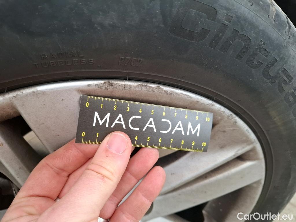  Toyota  Corolla TOYOTA  / 2018 / 5P / Berline Hybride 122h Dynamic Business Beyond Zer #34