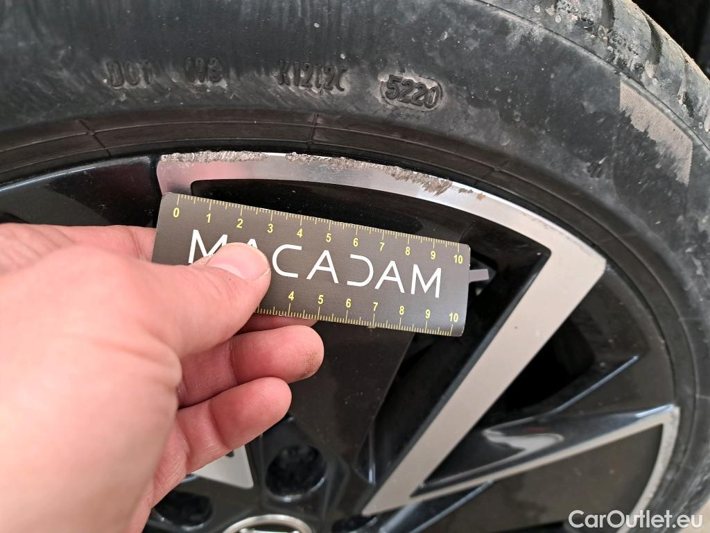  Skoda  Octavia SKODA  Combi / 2020 / 5P / Break 1.4 TSI PHEV iV 204 DSG6e Business #16