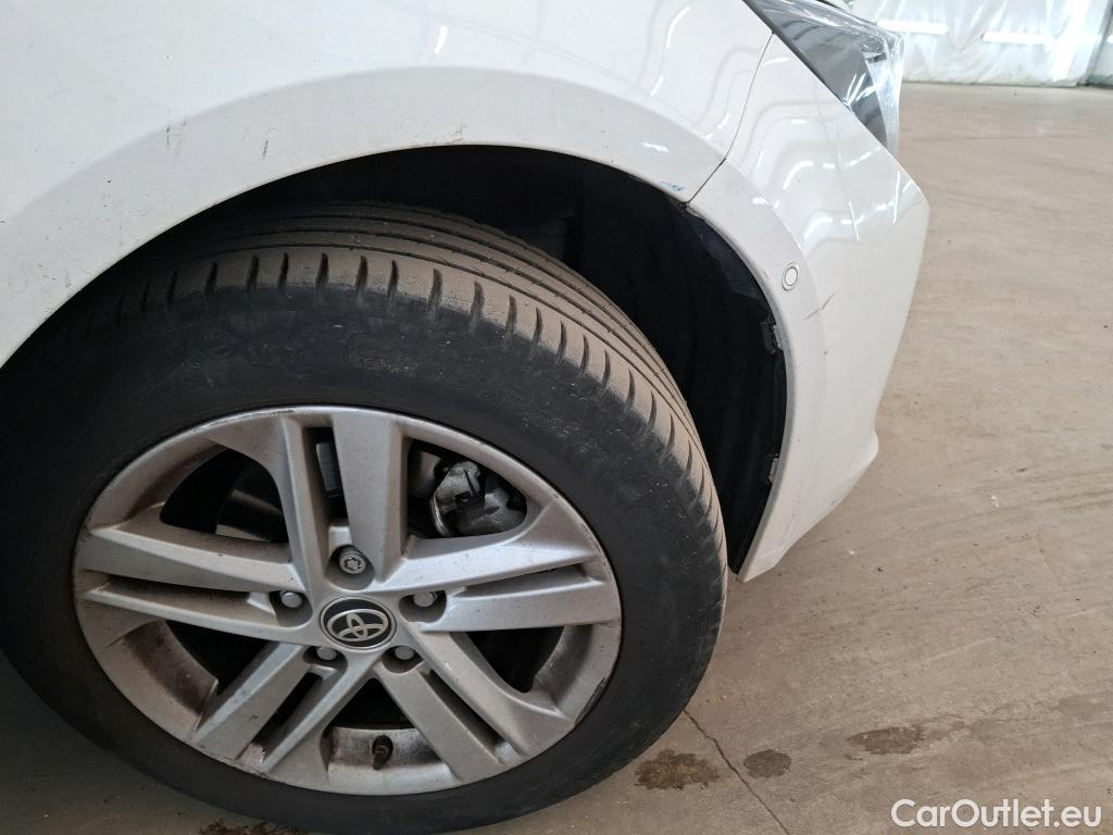  Toyota  Corolla TOYOTA  / 2018 / 5P / Berline Hybride 122h Dynamic Business Beyond Zer #22