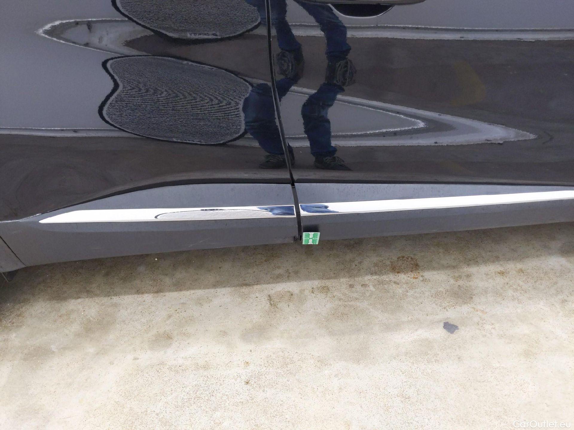  Renault  Captur  II Business 1.5 dCi 115CV BVA7 E6dT #23