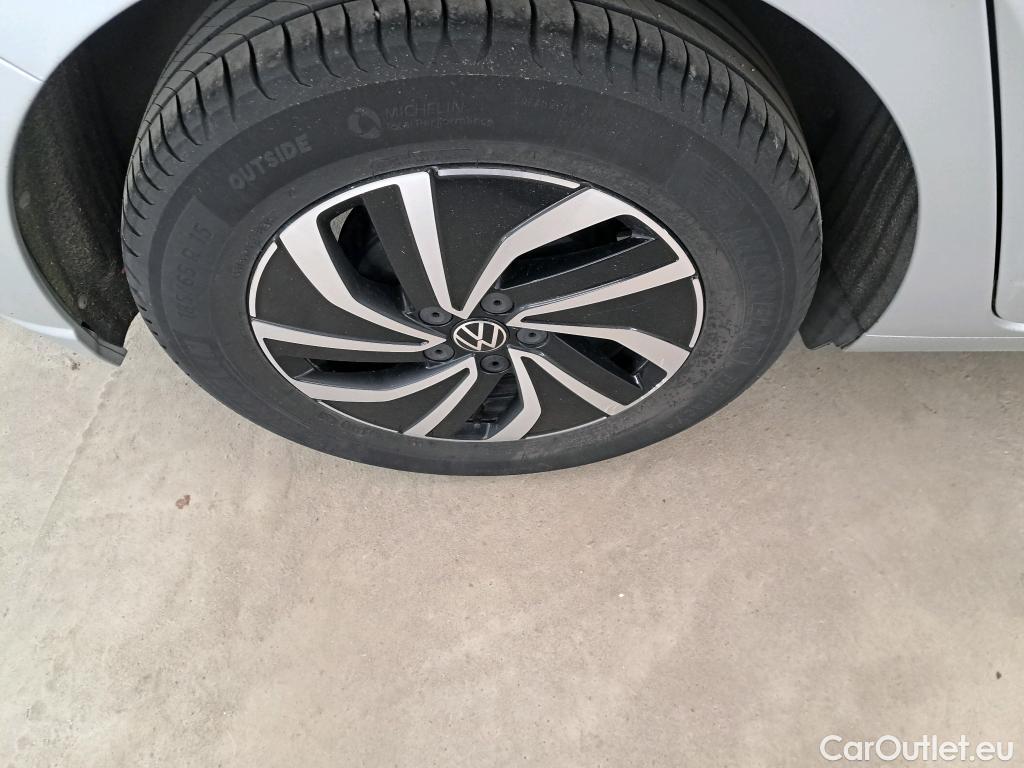  Volkswagen  Polo VOLKSWAGEN  / 2021 / 5P / Berline 1.0 TSI 95 Life Business #21