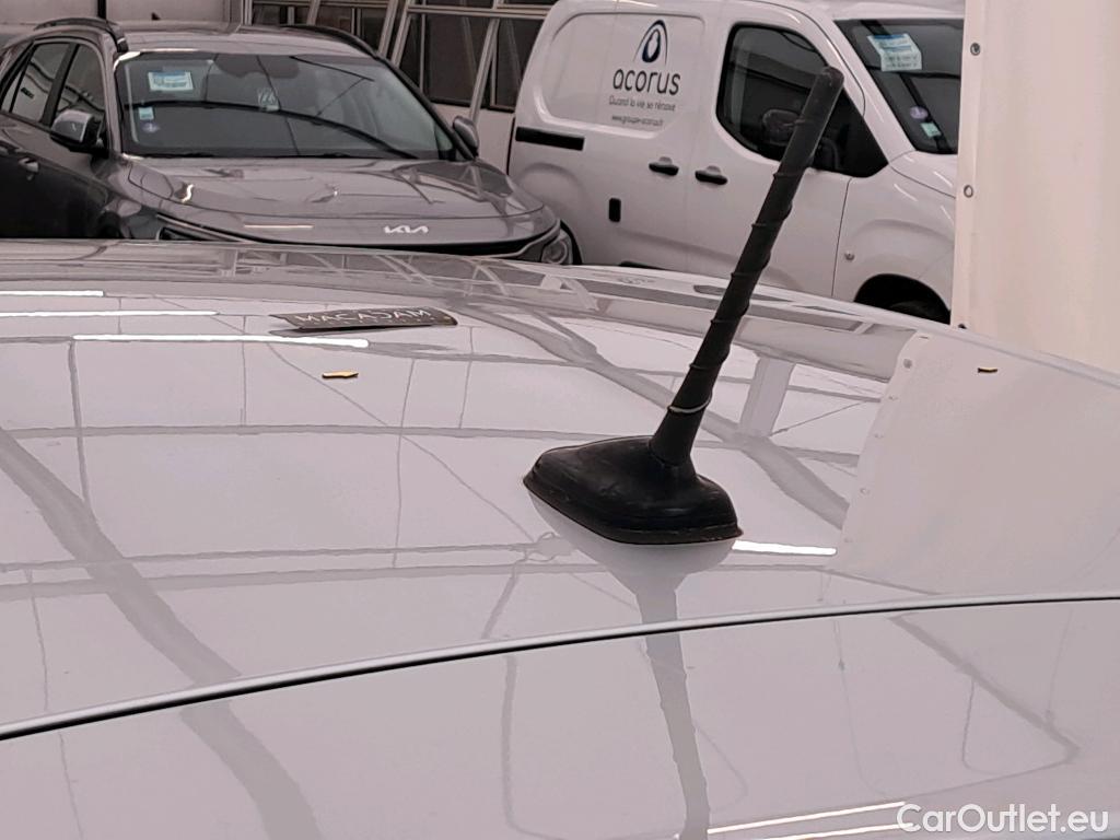  Volkswagen  Polo VOLKSWAGEN  / 2021 / 5P / Berline 1.0 TSI 95 Life Business #26