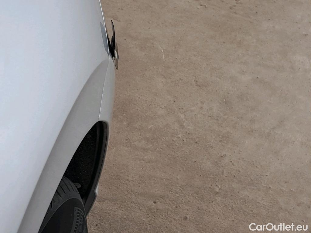  Volkswagen  Polo VOLKSWAGEN  / 2021 / 5P / Berline 1.0 TSI 95 Life Business #3