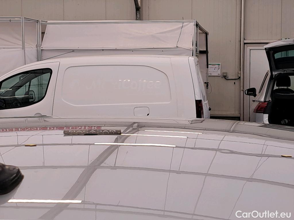  Volkswagen  Polo VOLKSWAGEN  / 2021 / 5P / Berline 1.0 TSI 95 Life Business #25