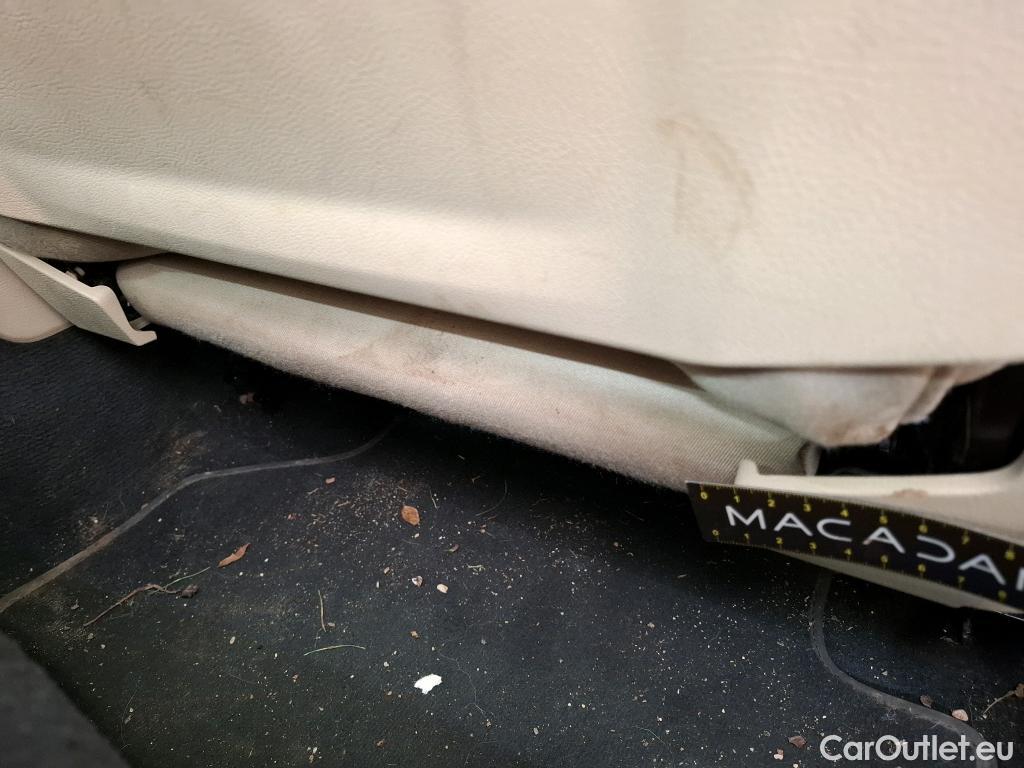  Audi  A4  Berline 30 TDI Business line 2.0 TDI 135CV BVA7 E6d #60