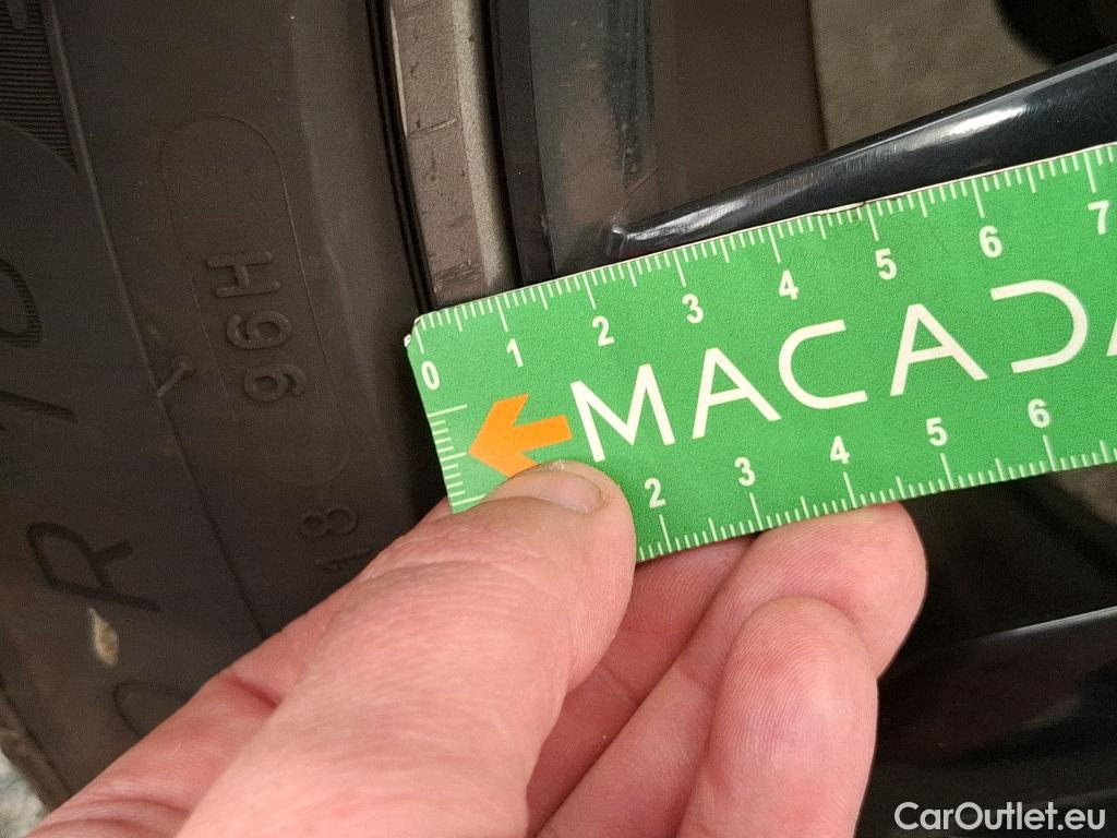  Citroen  C4  Berline Feel Pack 1.5 BlueHDI 110CV BVM6 E6d #39